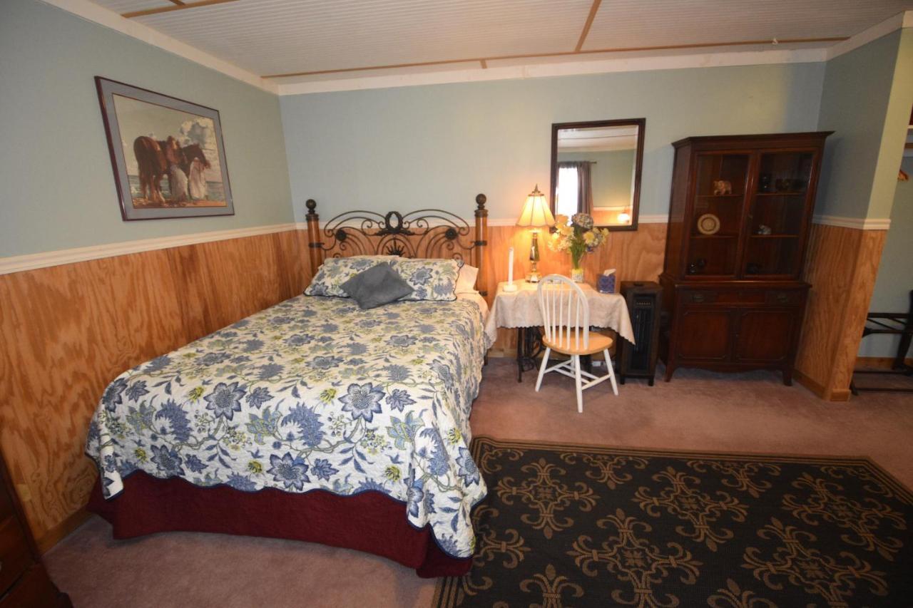 Alaska Grizzly Lodge Феърбанкс Екстериор снимка