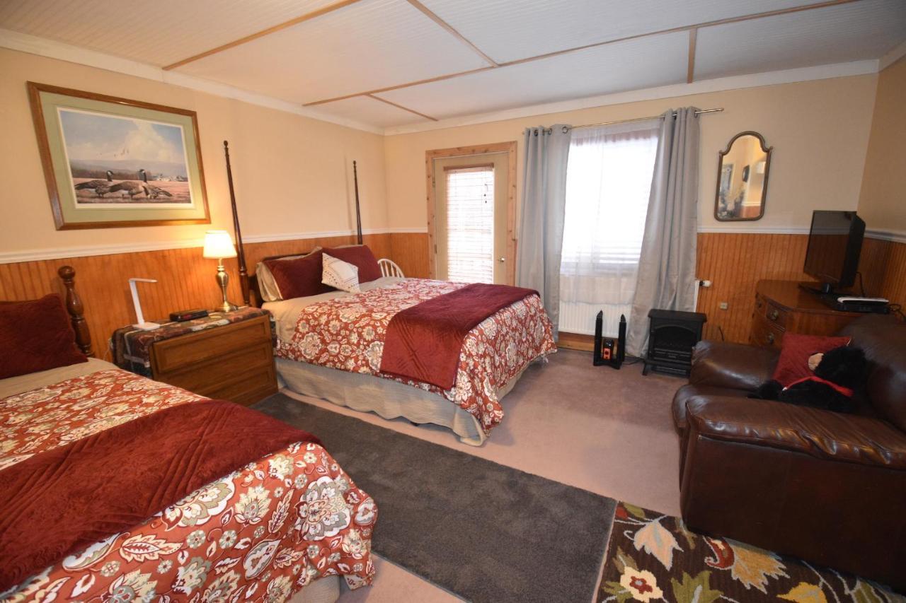 Alaska Grizzly Lodge Феърбанкс Екстериор снимка