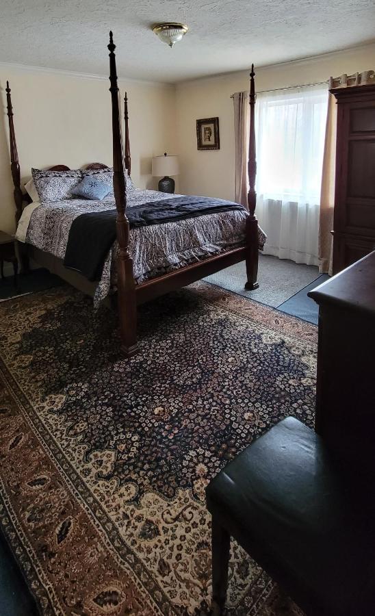 Alaska Grizzly Lodge Феърбанкс Екстериор снимка