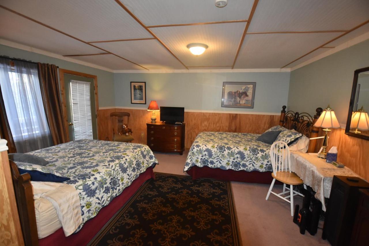 Alaska Grizzly Lodge Феърбанкс Екстериор снимка